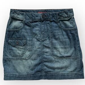 Tommy Hilfiger Women's Lightweight Medium Wash Denim Mini Skirt Size 0
